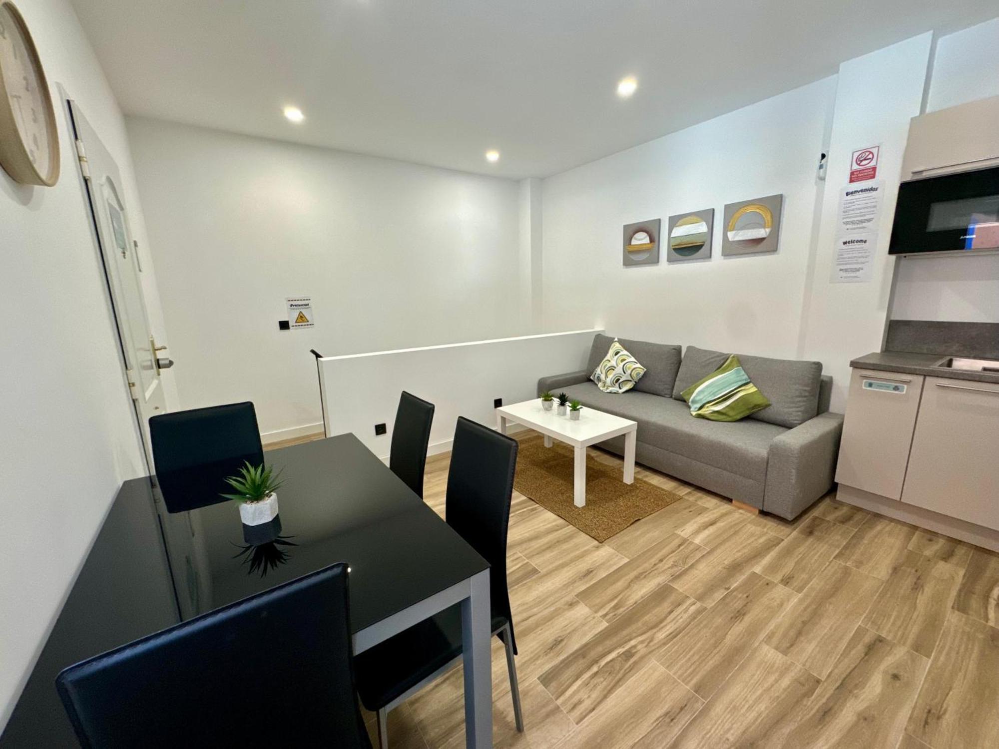 Apartamentos Castillejos มาดริด ภายนอก รูปภาพ
